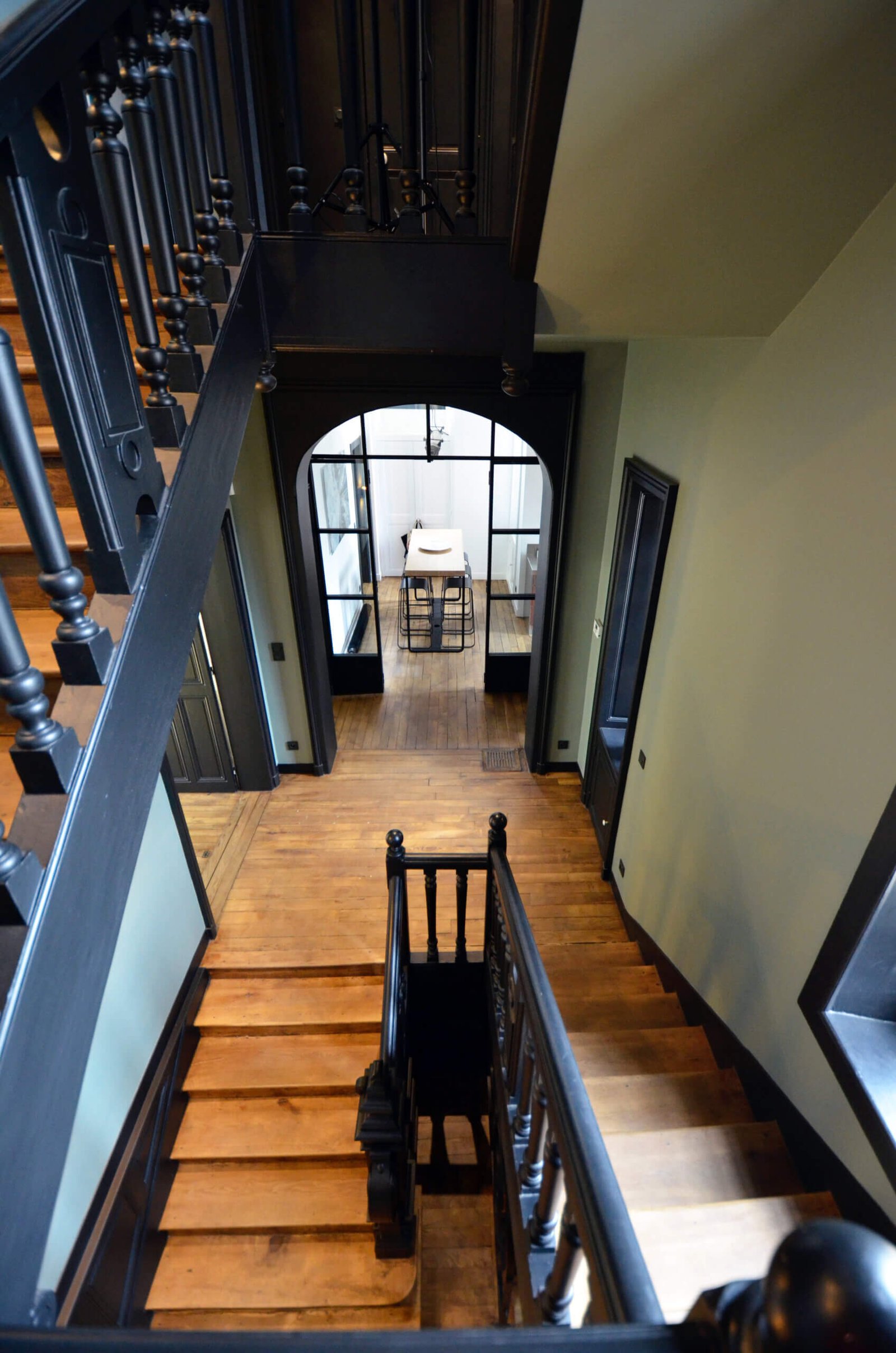 Paris 8e — hôtel particulier, résidence familiale livrée prête à vivre.